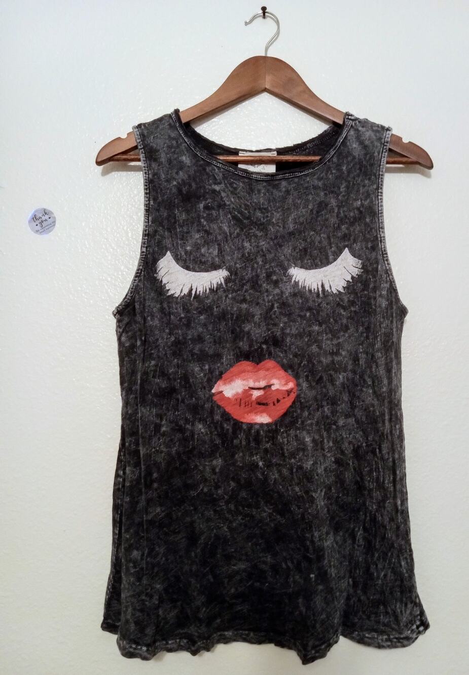 Vintage Fantastic Fawn Lips & Eyelashes Graphic Women's Tank Top Made USA SZ M